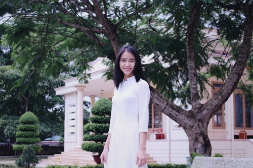 Đồng phục học sinh trường THPT Chuyên Bảo Lộc - Năm học: 2017 - 2018