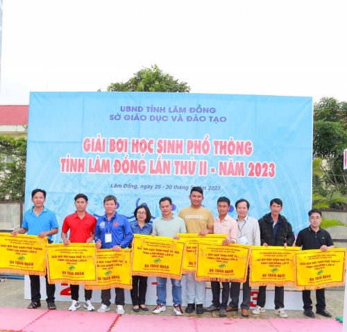 HỌC SINH TRƯỜNG THPT CHUYÊN BẢO LỘC THAM DỰ GIẢI BƠI CẤP TỈNH ĐẠT THÀNH TÍCH CAO