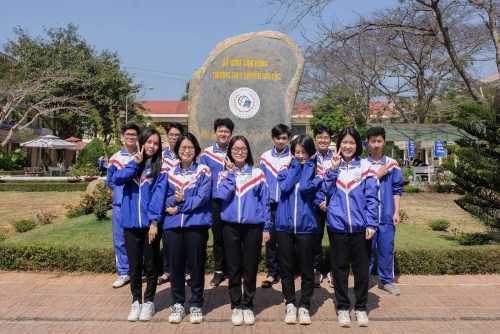 Trường THPT Chuyên Bảo Lộc đạt 11 giải trong kỳ thi chọn học sinh Quốc gia năm học 2022-2023.